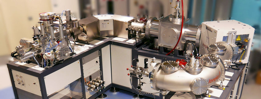 Beschleuniger-Massenspektrometer MICADAS am MPI für Biogeochemie (© E. Brauer/MPI-BGC) Blick auf das AMS-System MICADAS.