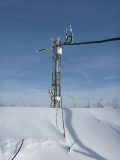 Winterliche Kohlenstoffmessungen mit einem Eddy-Kovarianz Turm nahe Chersky.