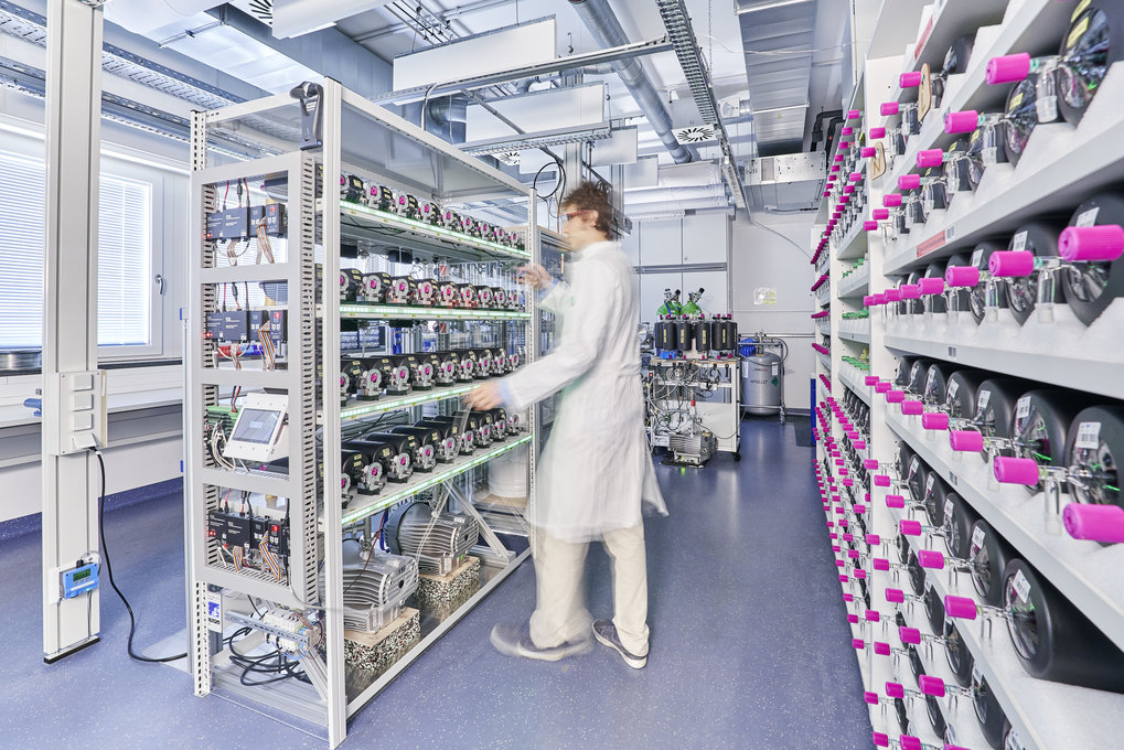 Flask and Calibration Laboratory (FCL)