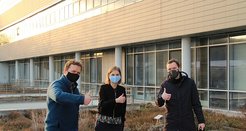 Gerd Gleixner, Stefanie Burkert and John Kula are happy about the prolongation of the IMPRS funding. (Picture author: Conrad Philipp)