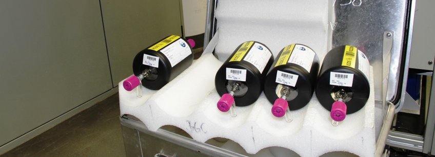 Isotopic analysis of atmospheric CH4 (δ13C and δ2H) Isotopic analysis of atmospheric CH4 (δ13C and δ2H)