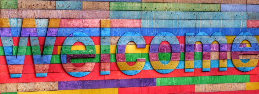 "Welcome" Picture by  Belinda Fewings on Unsplash