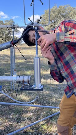 T. El-Madany installing the intake filter for the Picarro analyzer, which will measure methane and carbon dioxide in the coming winter season.